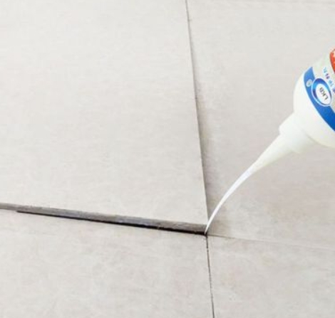 宝应瓷砖空鼓维修公司分享卫生间瓷砖脱落的原因可能有以下几点